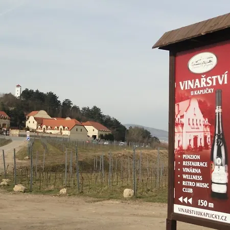 Campsite U Novomlynske Nadrze Nove Mlyny