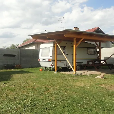 U Novomlýnské Nádrže Kemp Nove Mlyny